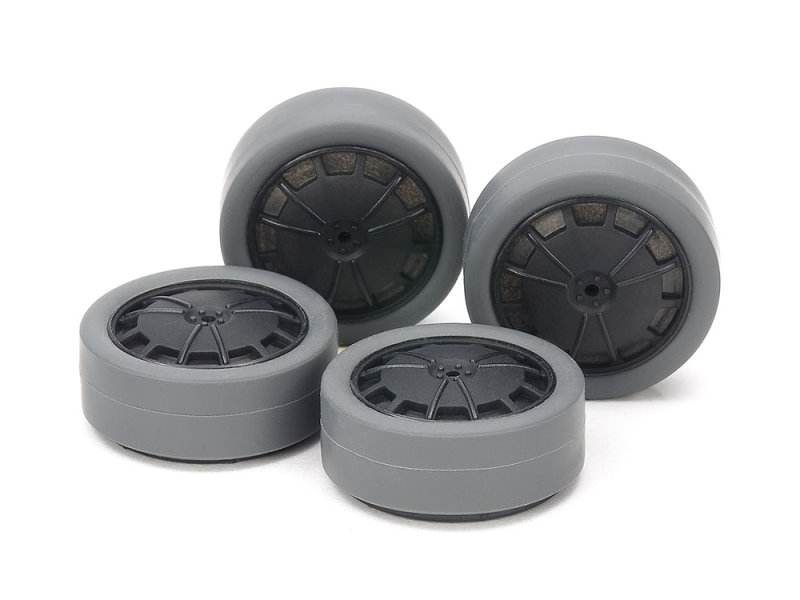 tamiya_15545_01 Tamiya 15545 Mini 4WD Hard Low-Profile Tires (26mm) & Carbon Wheels